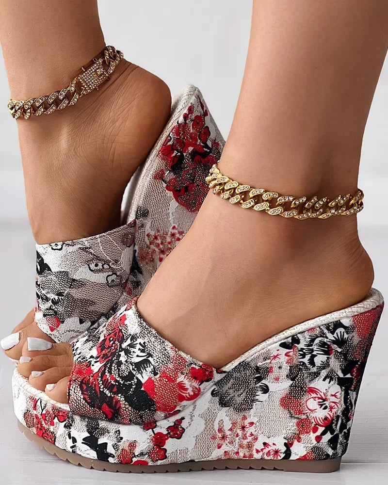 VIBEISH Women Shoes Fashion Shoes 
 Casual Flip Flops Summer Vintage Floral Print Peep Toe Wedge Slippers